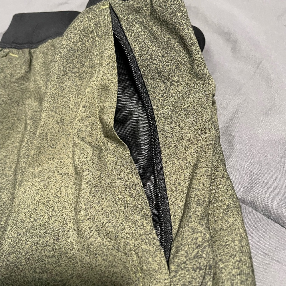 Adidas Shorts - Picture 5 of 9